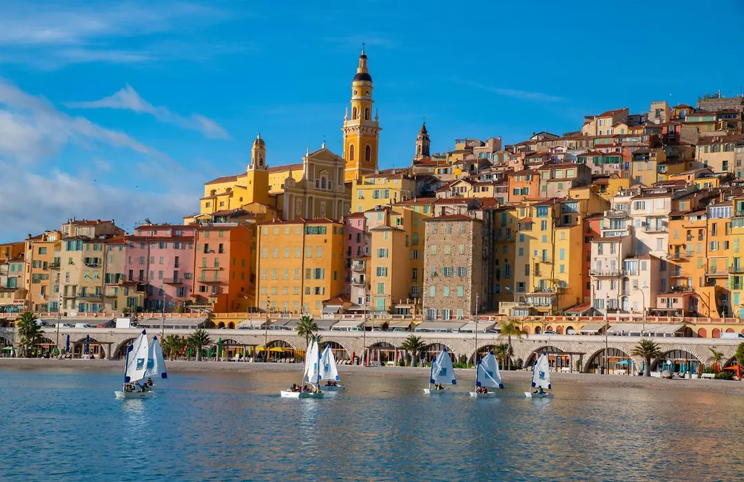 Hotel Vendome Menton-1